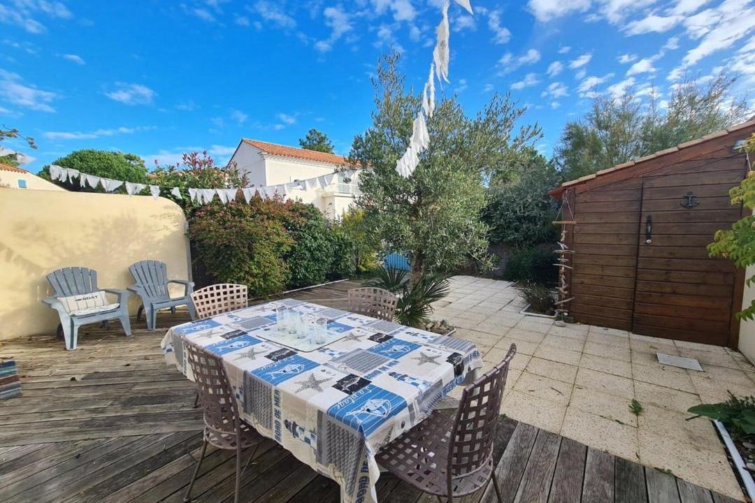 Photo of Patio Balcony in Saint-Hilaire-de-Riez