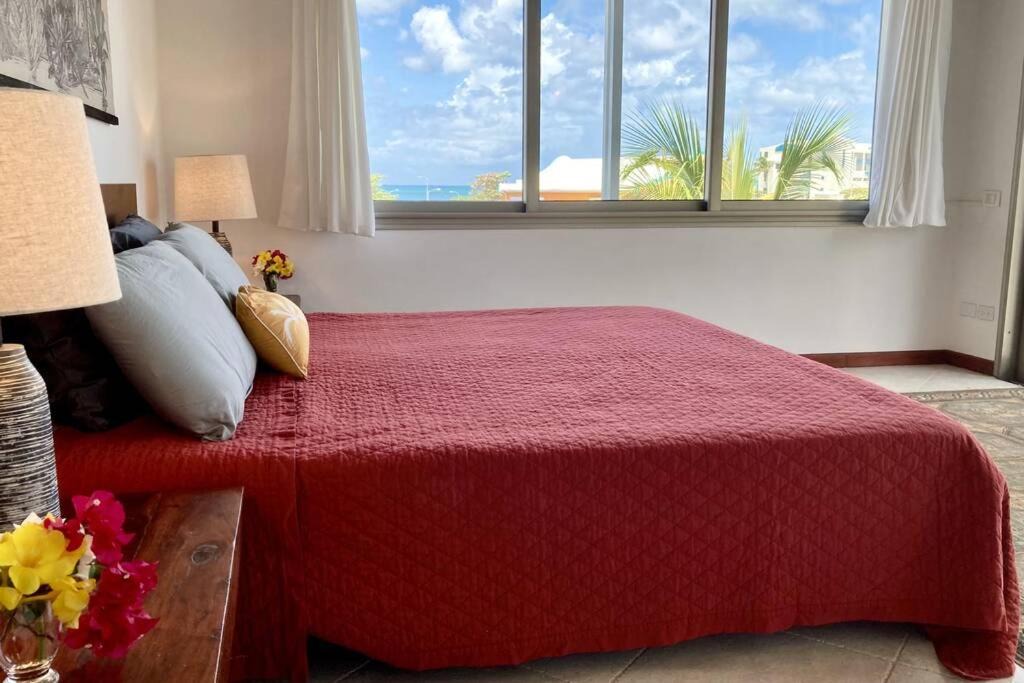 Photo of Others in Cole Bay