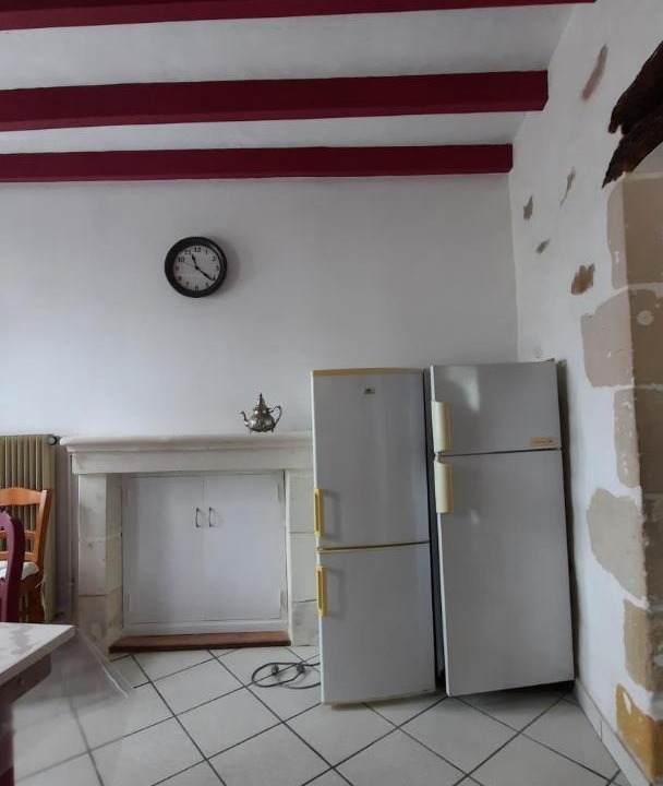 Photo of Others in Descartes