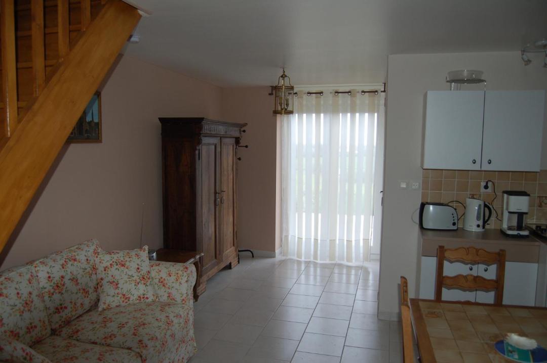 Photo of Others in Cast