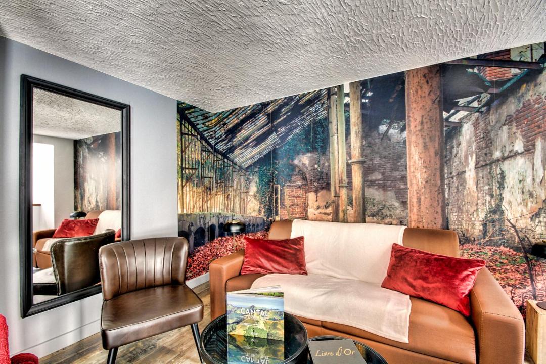 Photo of Others in Mauriac