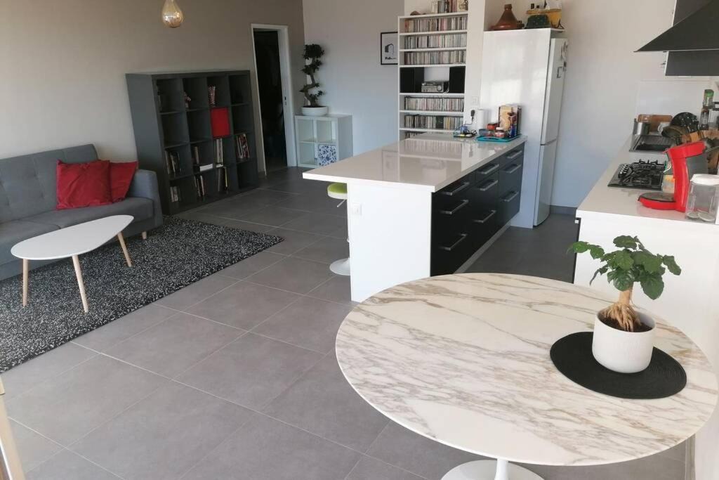 Photo of Livingroom in 16th Arrondissement