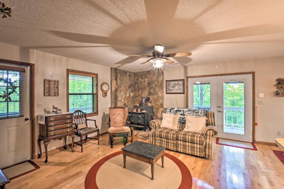 Photo of Others in Hayesville