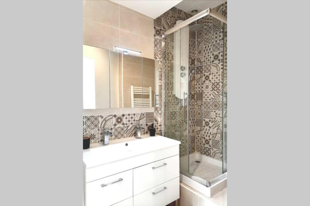 Photo of Bathroom in Chartres