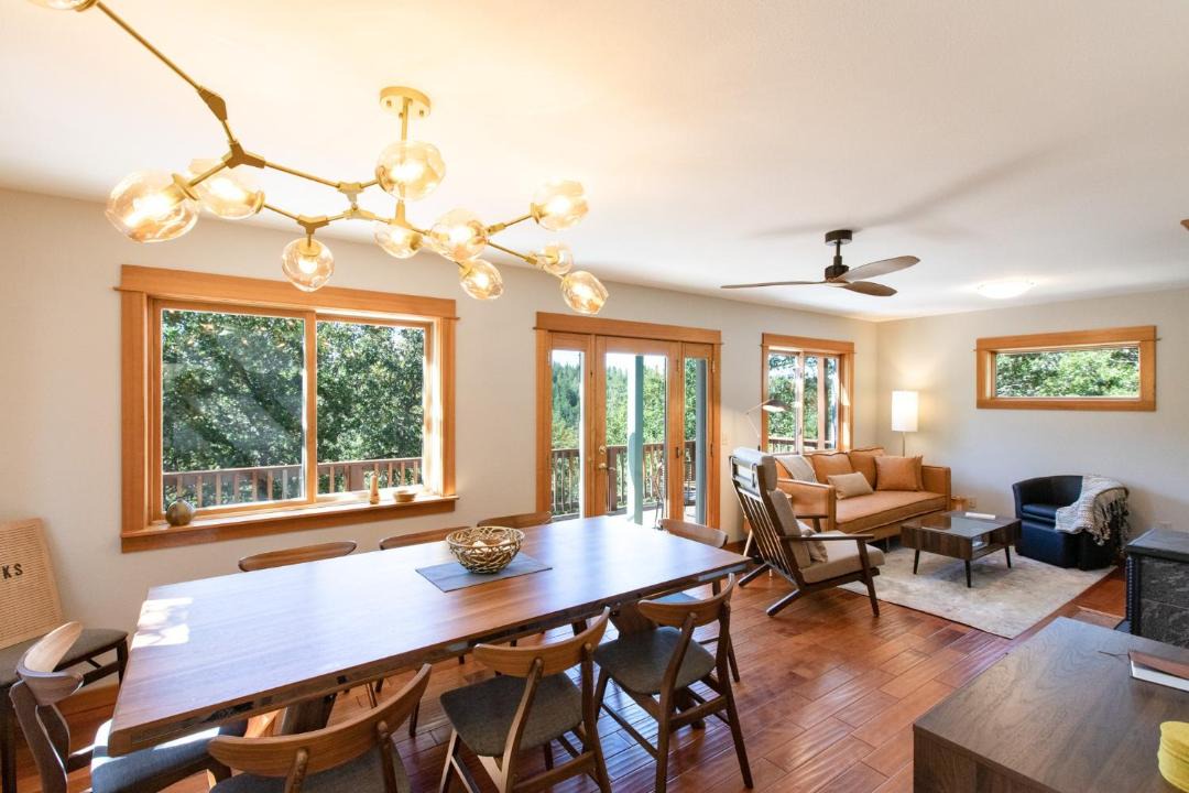 Photo of Others in Lyle