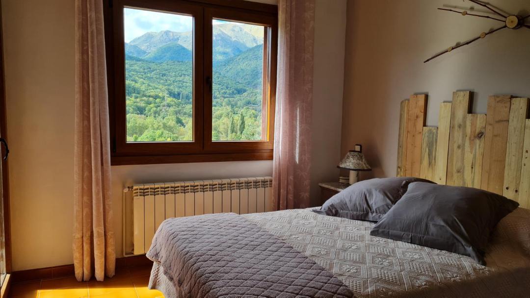 Photo of Bedroom in Cires