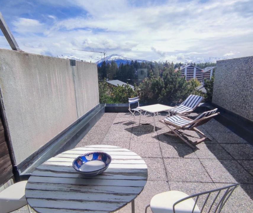 Photo of Others in Lens