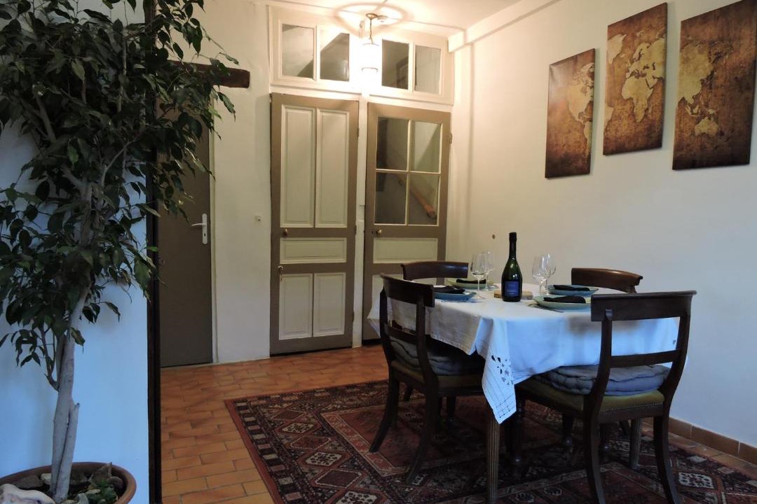 Photo of Others in Connigis