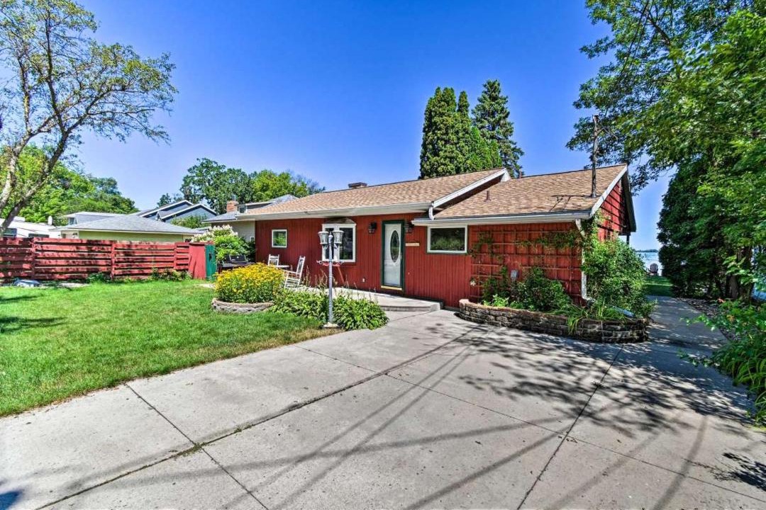 Photo of Buildings in Stoughton