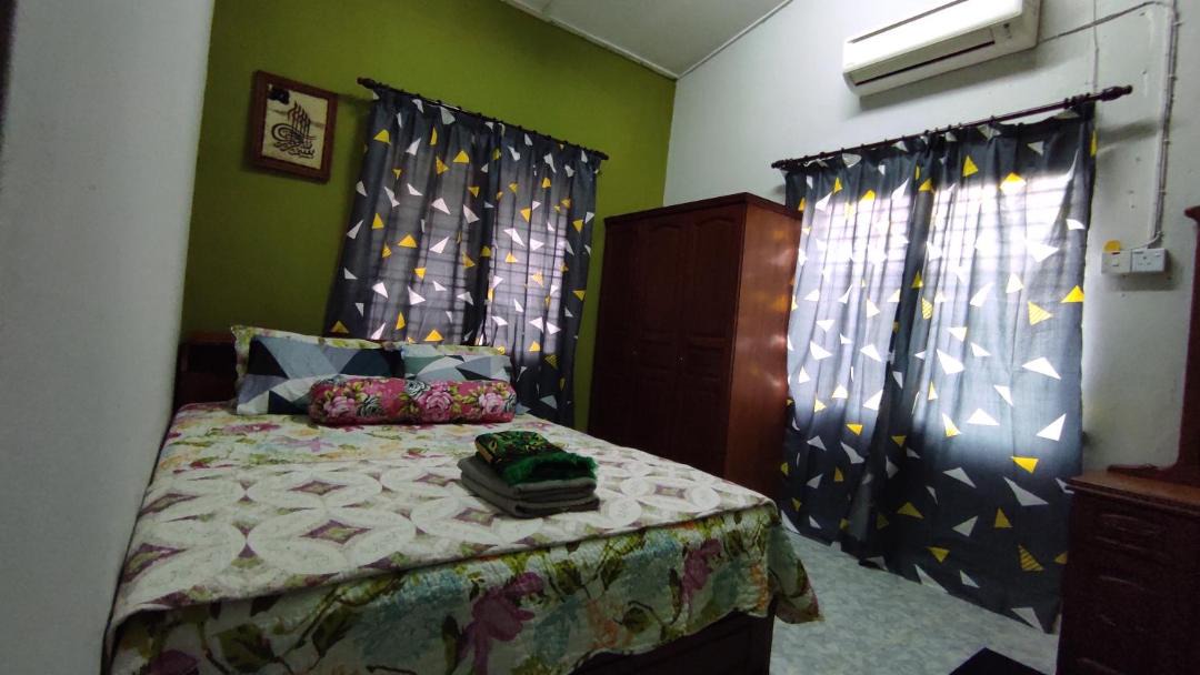 Photo of Bedroom in Parit Buntar