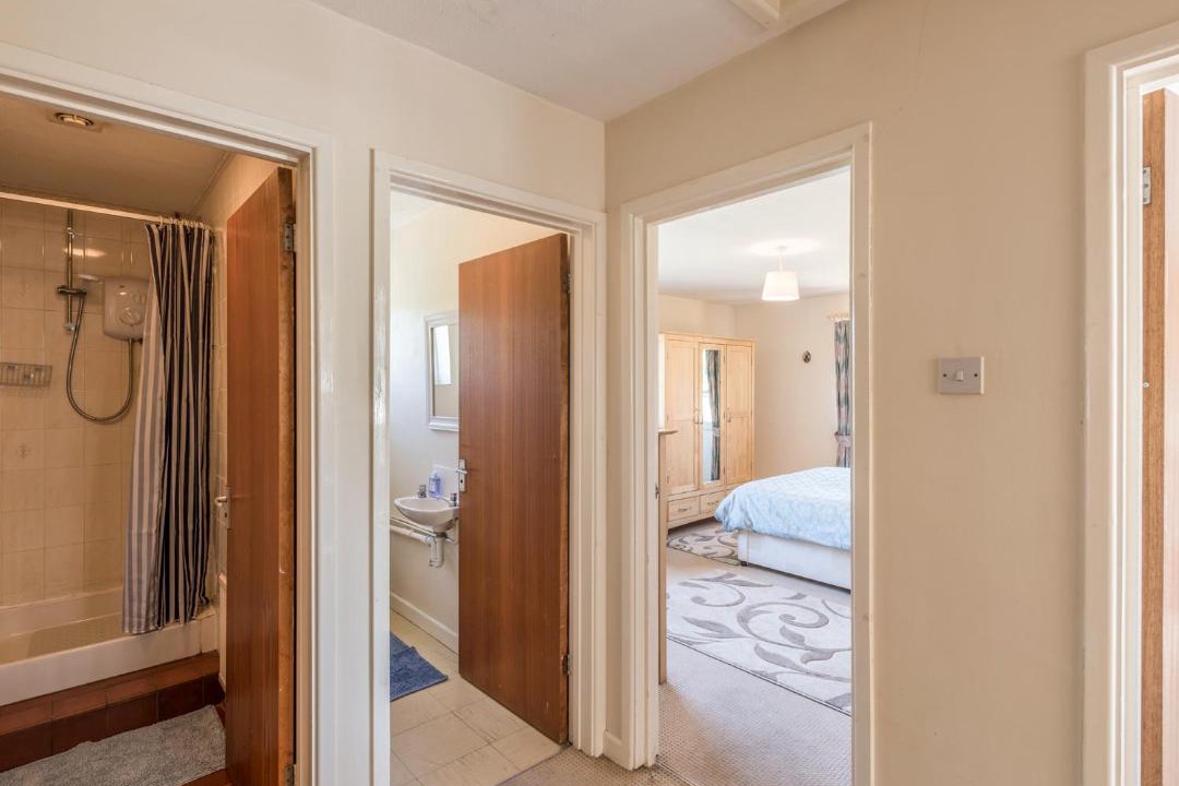 Photo of Others in Farlow