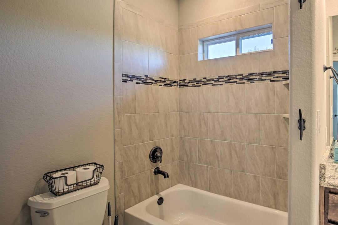 Photo of Bathroom in Canyon Lake