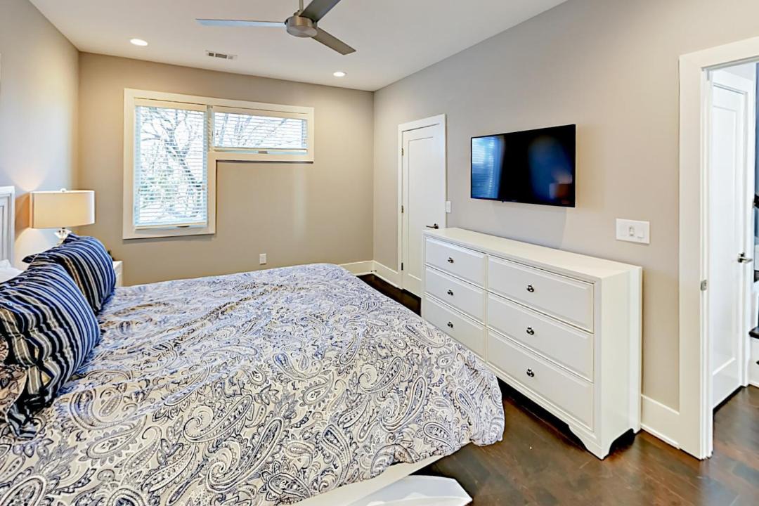 Photo of Bedroom in Historic Waverly