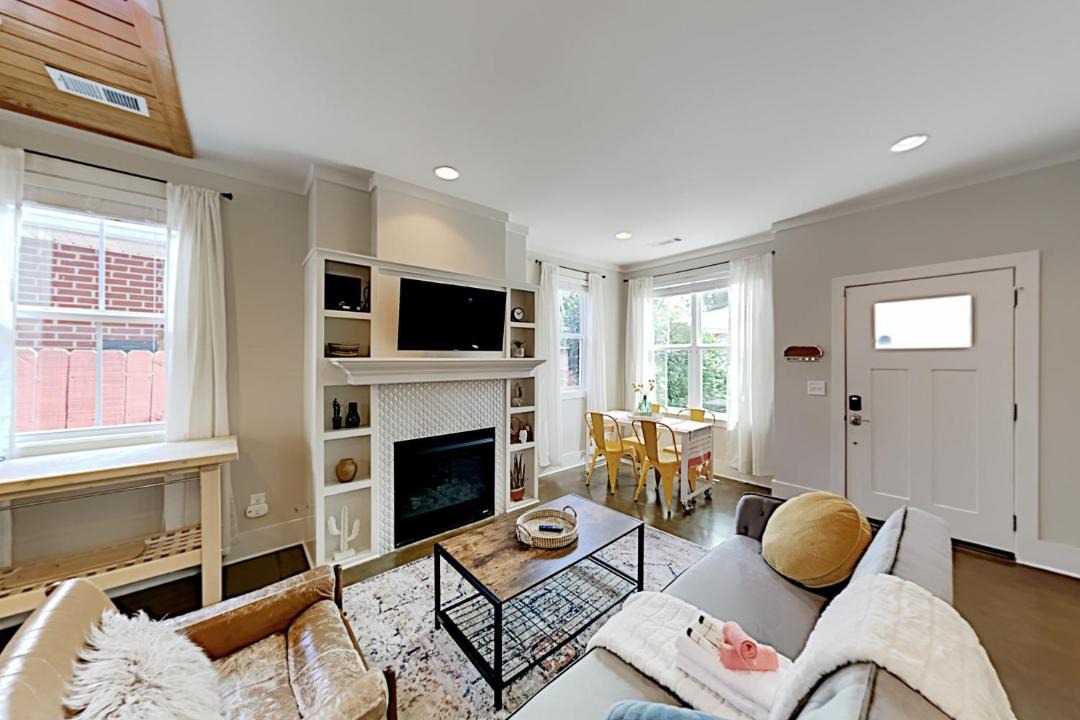 Photo of Livingroom in Nashville