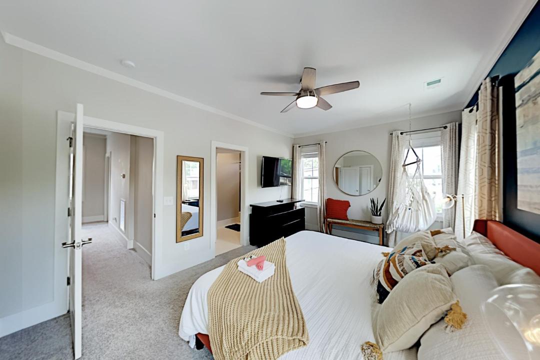 Photo of Others in Nashville