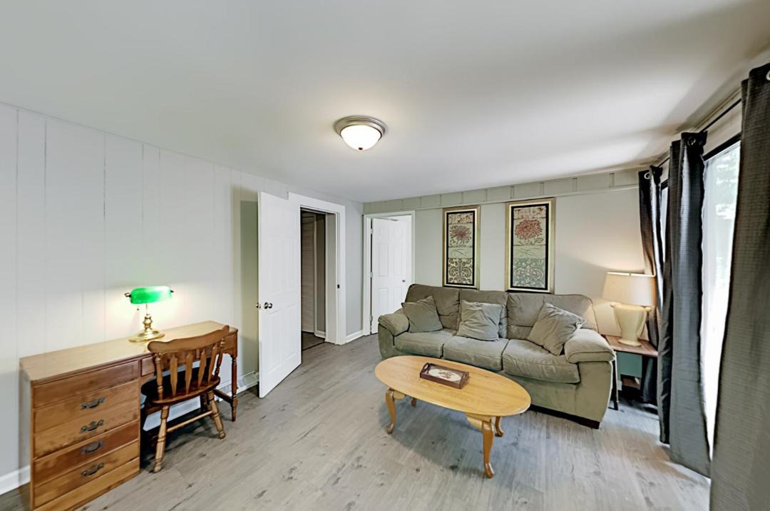 Photo of Livingroom in Woodfin