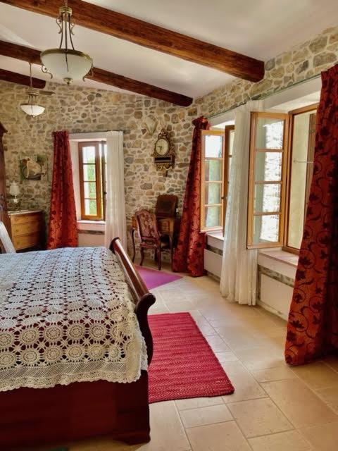 Photo of Bedroom in Tournissan