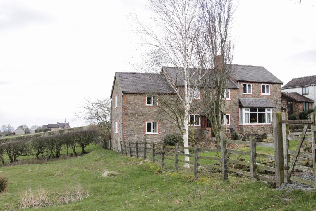 Photo of Buildings in Bromlow