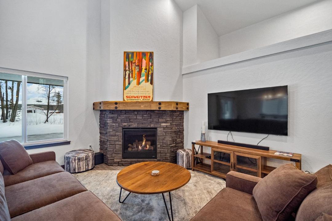 Photo of Livingroom in Ponderay