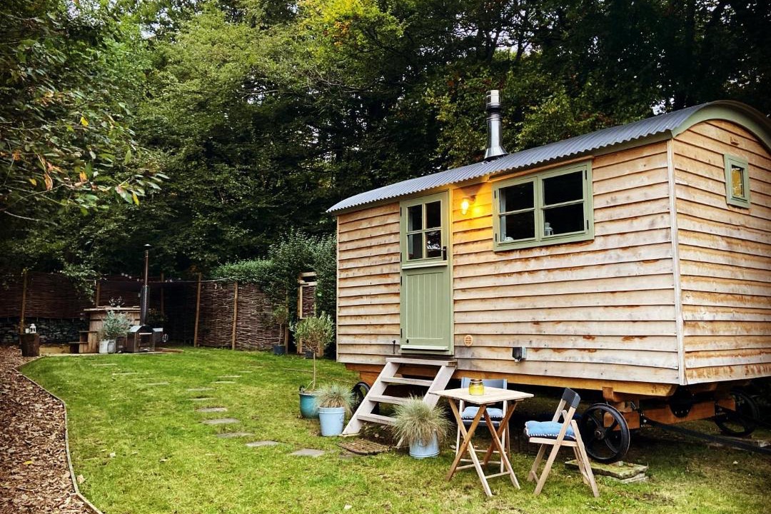 Photo of Others in Honley