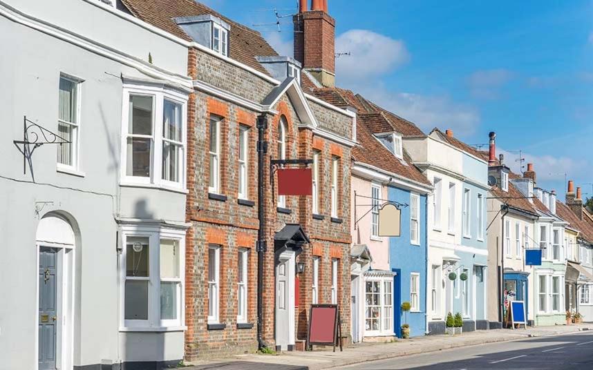 Photo of Buildings in Alresford