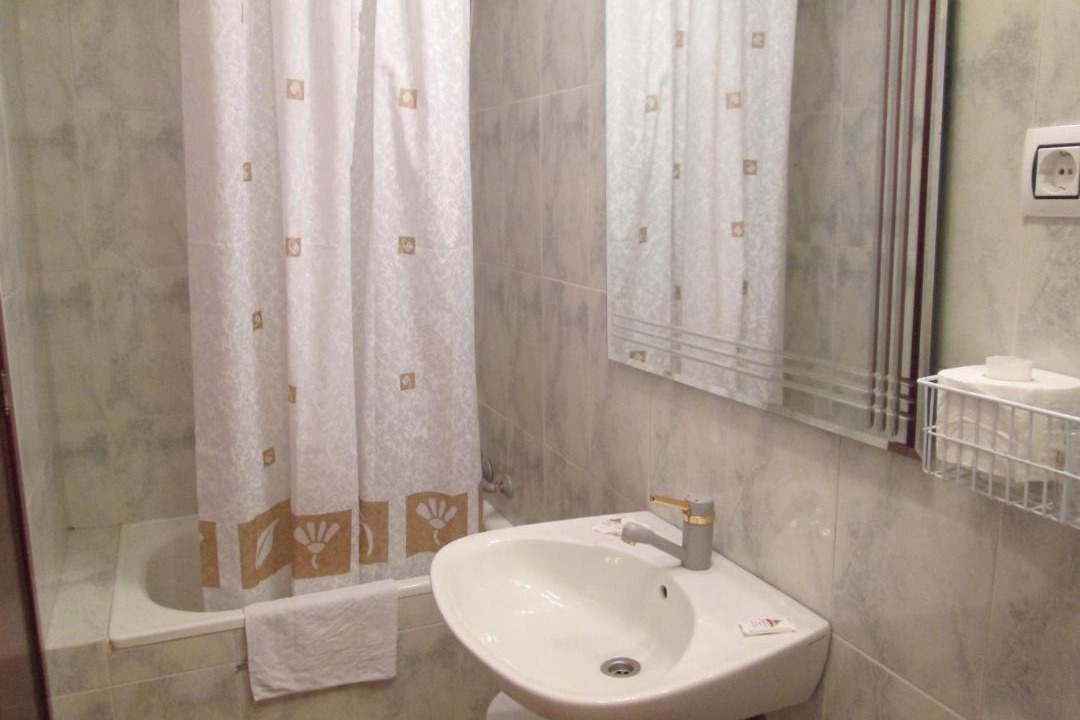 Photo of Bathroom in Broto