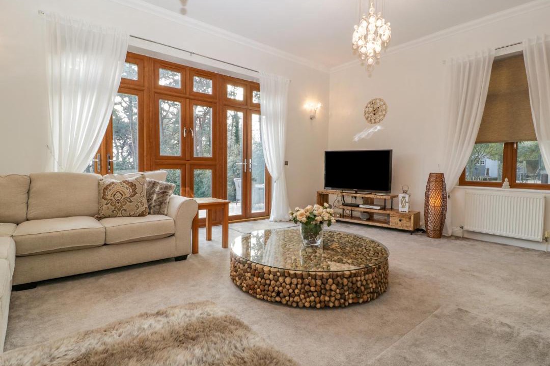 Photo of Others in Broadstone