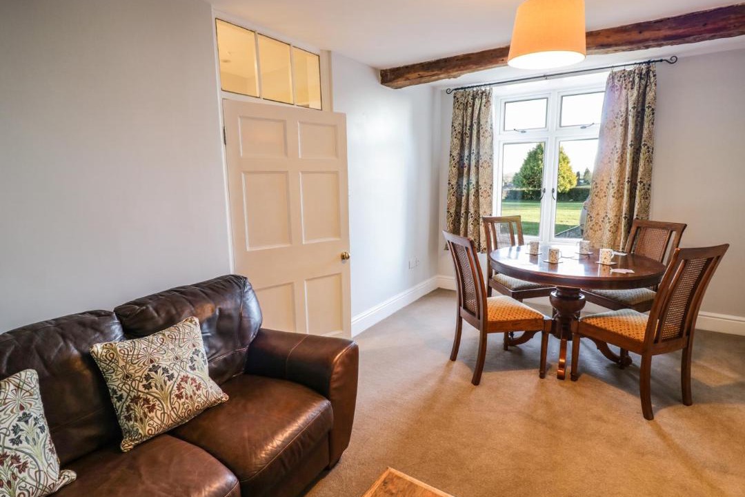 Photo of Others in Clows Top