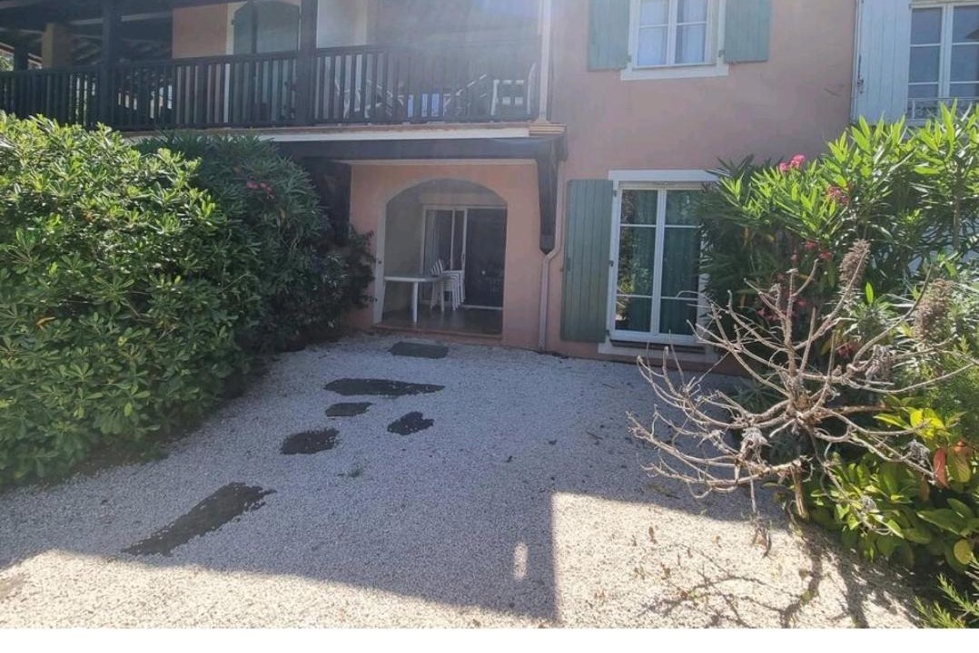 Photo of Buildings in Les Restanques