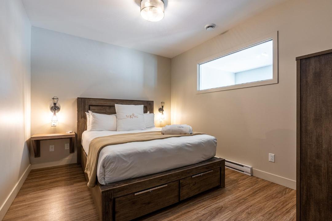 Photo of Bedroom in Sainte-Marguerite-du-Lac-Masson