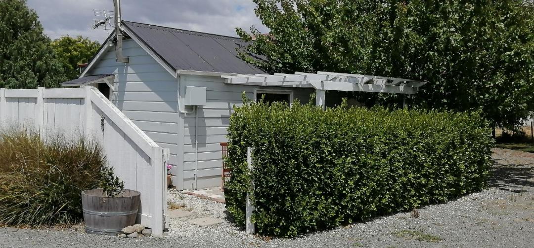 Photo of Buildings in Longlands