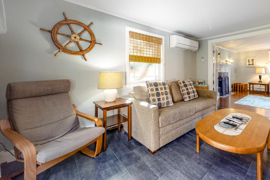 Photo of Others in Hyannis