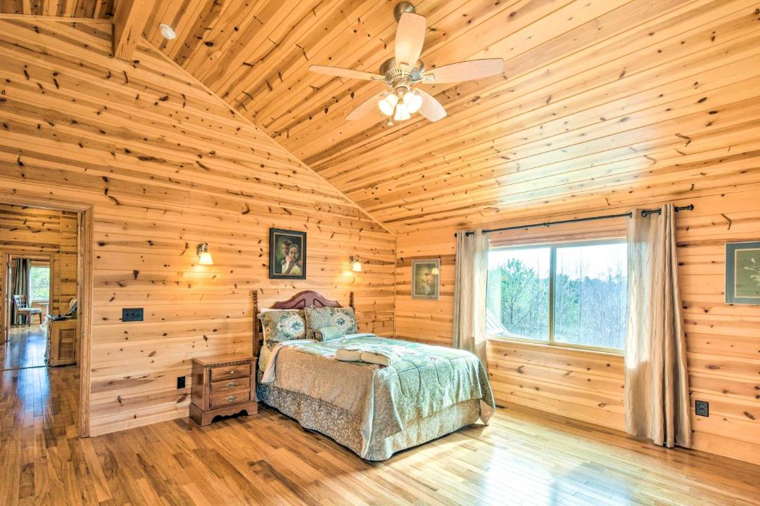 Photo of Others in Whitestone