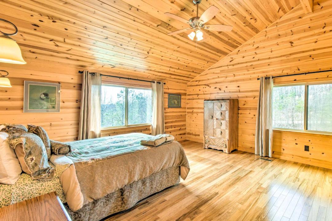 Photo of Others in Whitestone