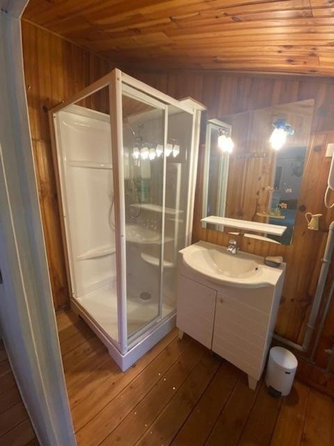 Photo of Bathroom in Longny-au-Perche