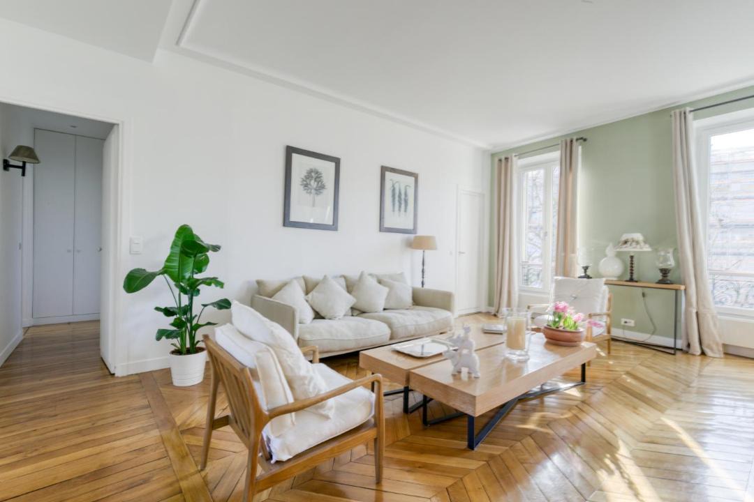 Photo of Others in Neuilly-sur-Seine