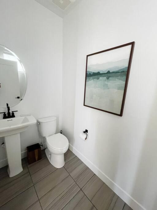 Photo of Bathroom in Central Business District