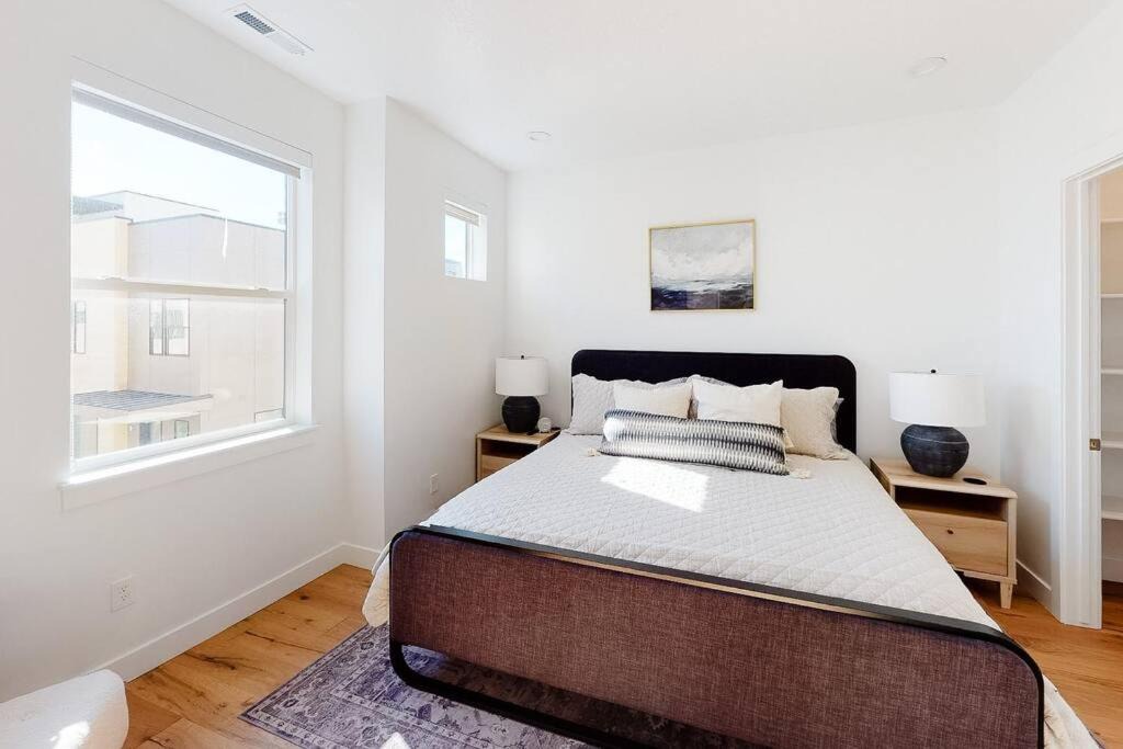 Photo of Bedroom in Central Business District