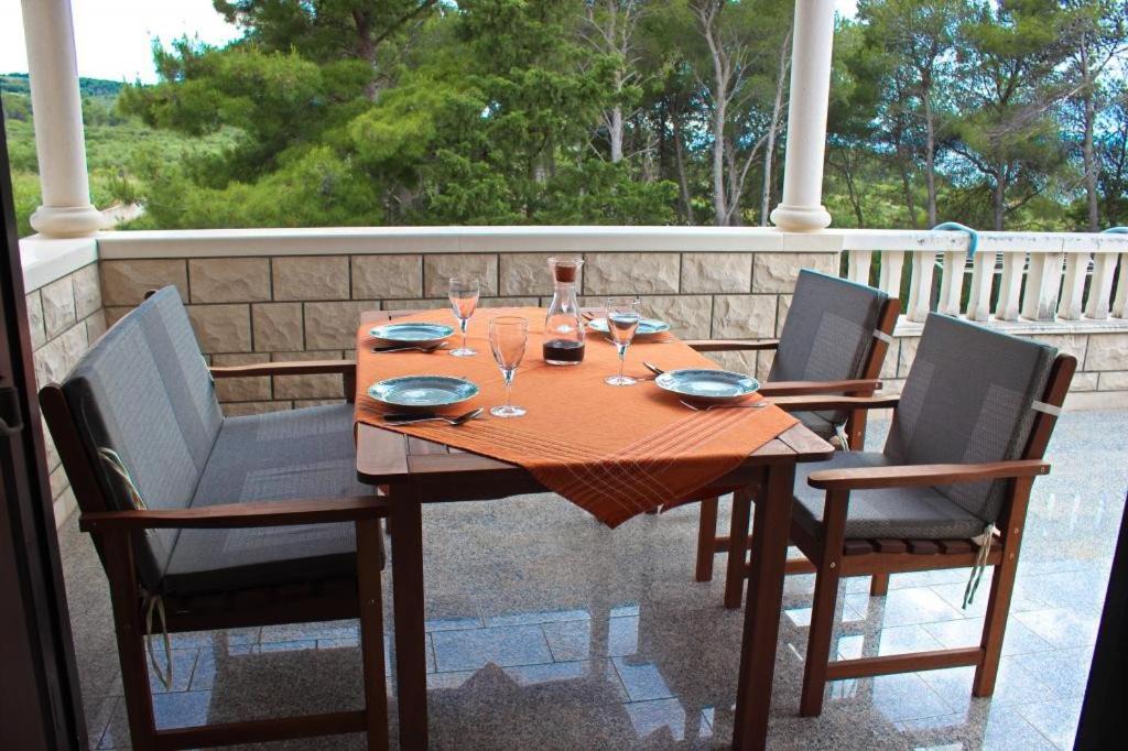 Photo of Patio Balcony in Mirce