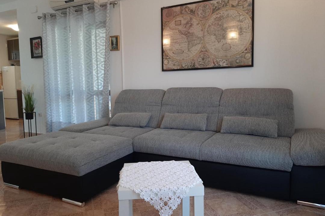 Photo of Livingroom in Mirce