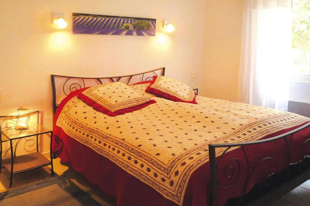 Photo of Bedroom in Caderousse