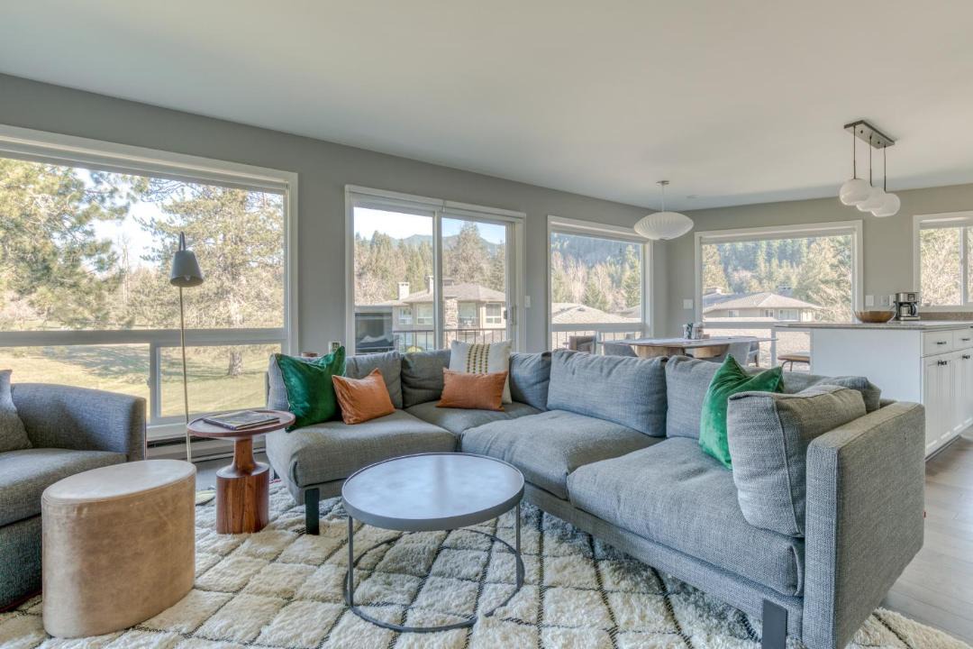 Photo of Others in Welches