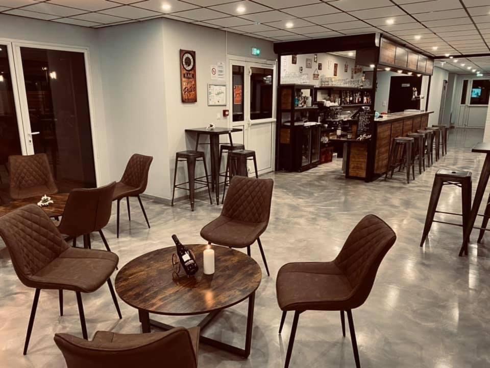 Photo of Others in Woignarue