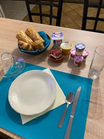 Photo of Others in Saint-James