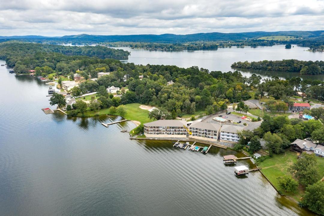 Photo of Outdoor in Lake Hamilton