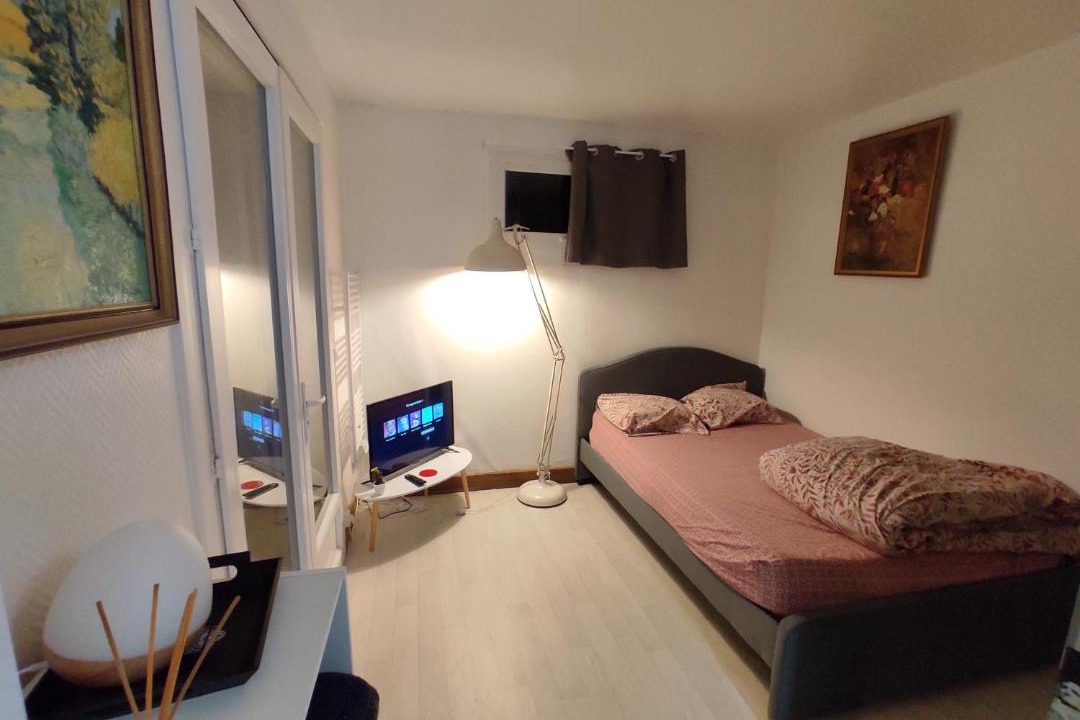 Photo of Bedroom in Merignac