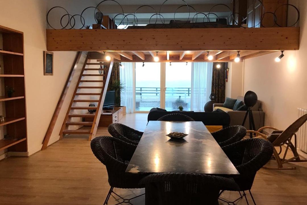 Photo of Others in Etretat