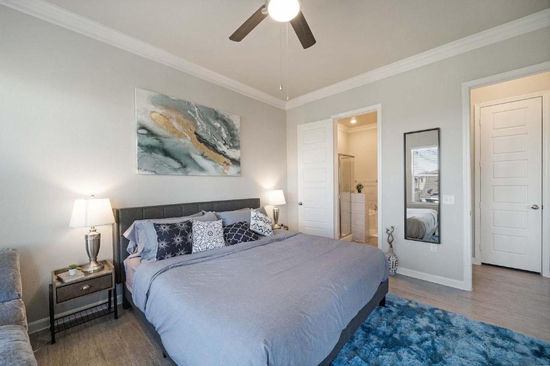Photo of Bedroom in McNeil