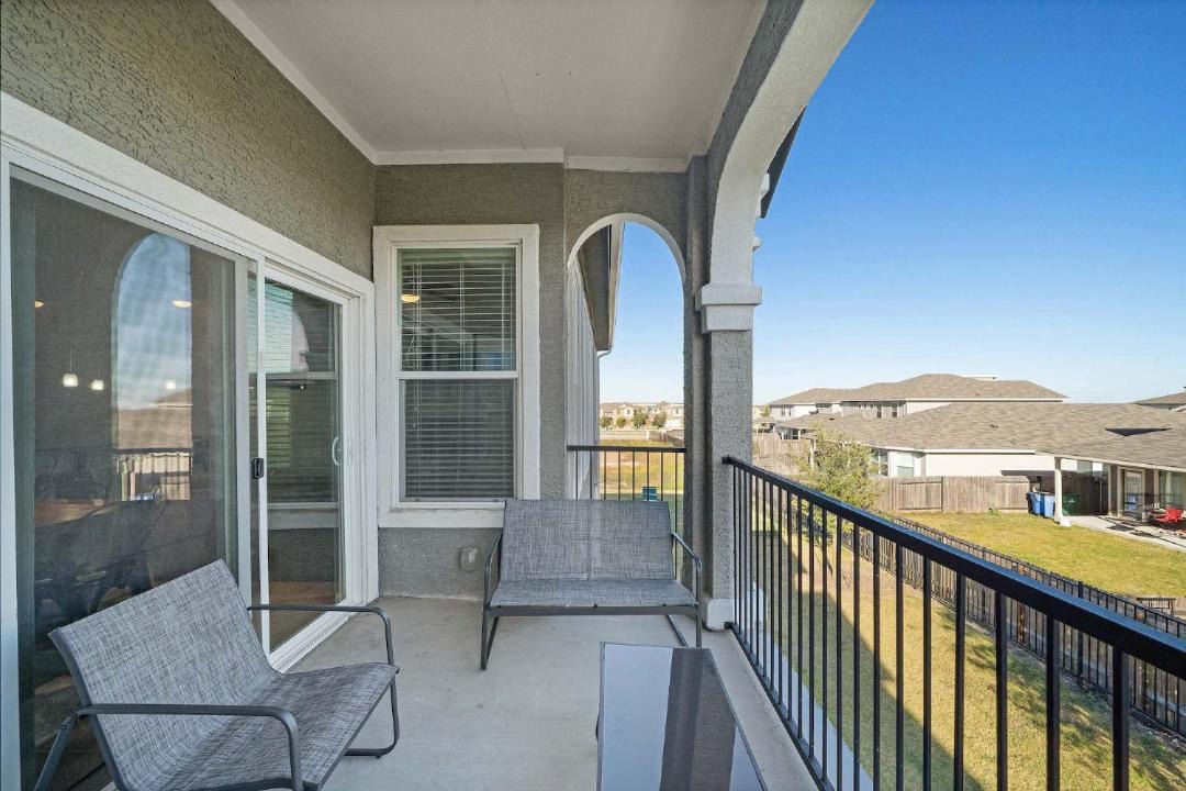 Photo of Patio Balcony in McNeil