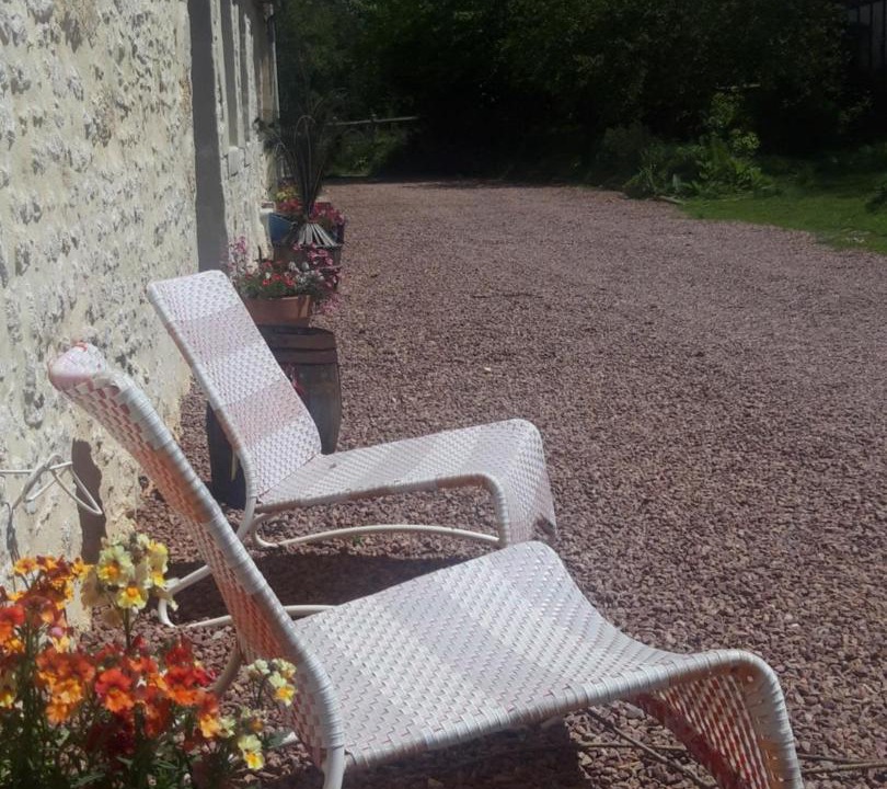 Photo of Others in Sarceaux